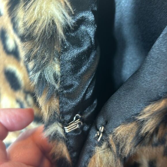 Forever 21 faux fur leopard long line sleeveless cardigan beltedmedium mob wife - Picture 4 of 6